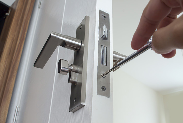 Our local locksmiths are able to repair and install door locks for properties in Long Eaton and the local area.